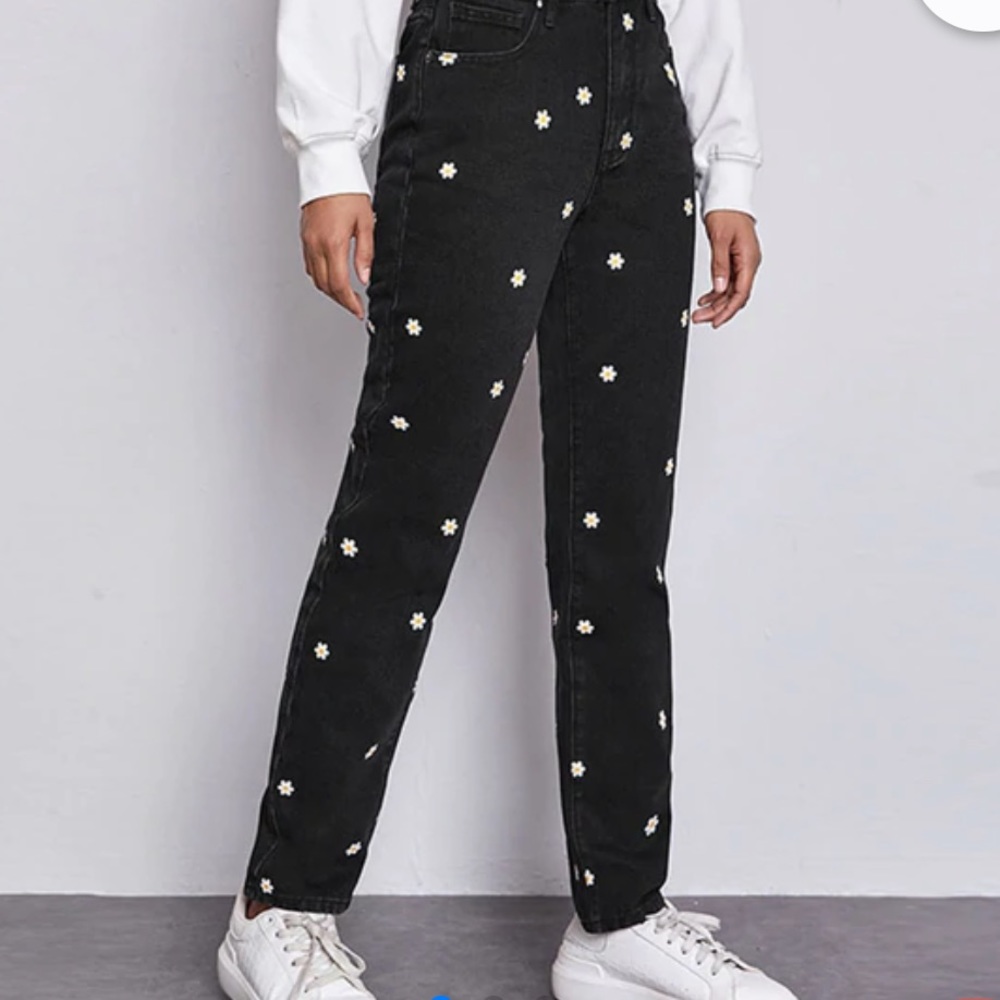 PacSun Black High Waisted Straight Daisy Print Jeans